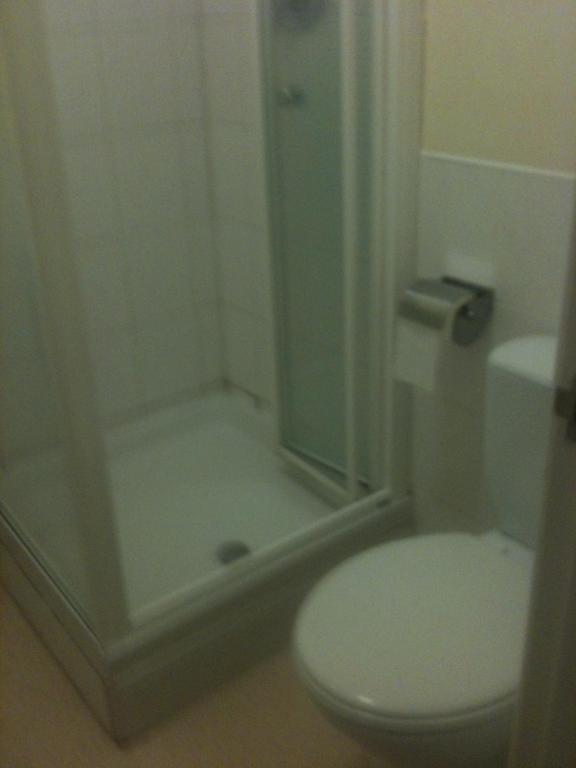 Mersey Hotel Widnes Δωμάτιο φωτογραφία